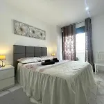 Modernos & Spa. Sunny Torrevieja, Espana. Apartman