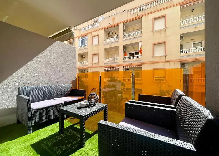 Modernos & Spa. Sunny Torrevieja, Espana. Torrevieja