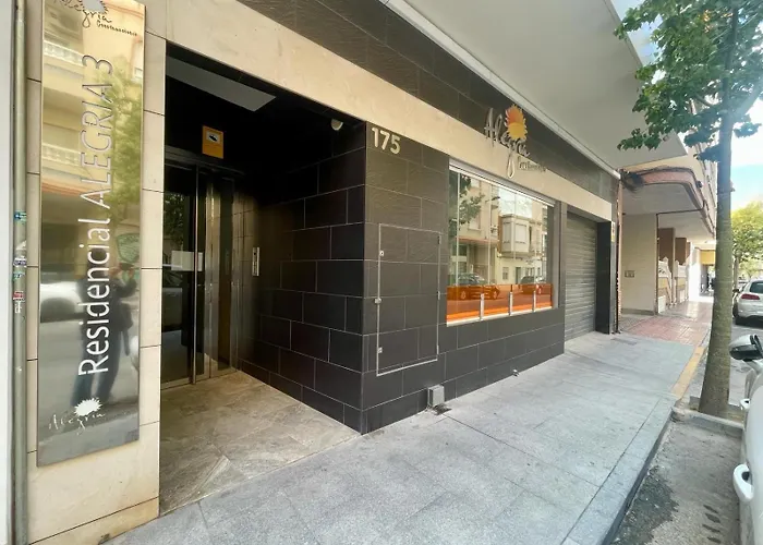 Modernos & Spa. Sunny Torrevieja, Espana. *