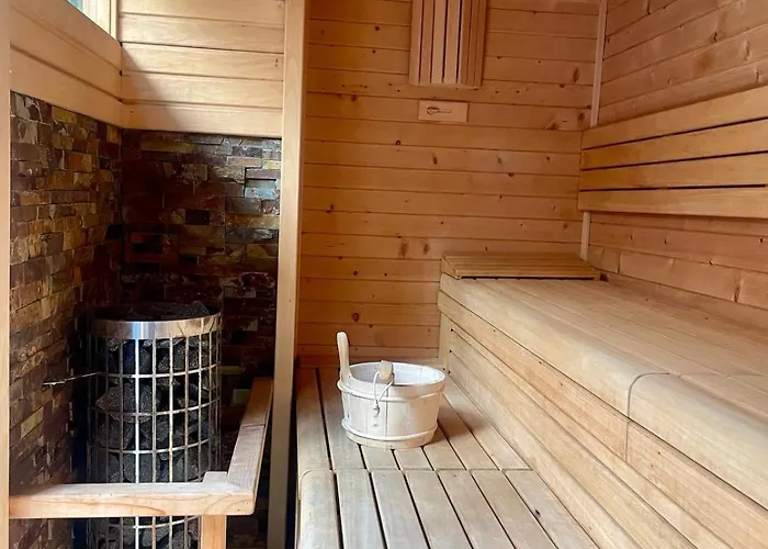 Modernos & Spa. Sunny Torrevieja, Espana.